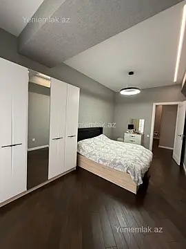 Satılır 3 otaqlı yeni tikili 105 m²