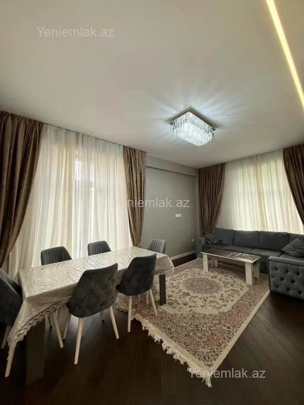 Satılır 3 otaqlı yeni tikili 105 m²