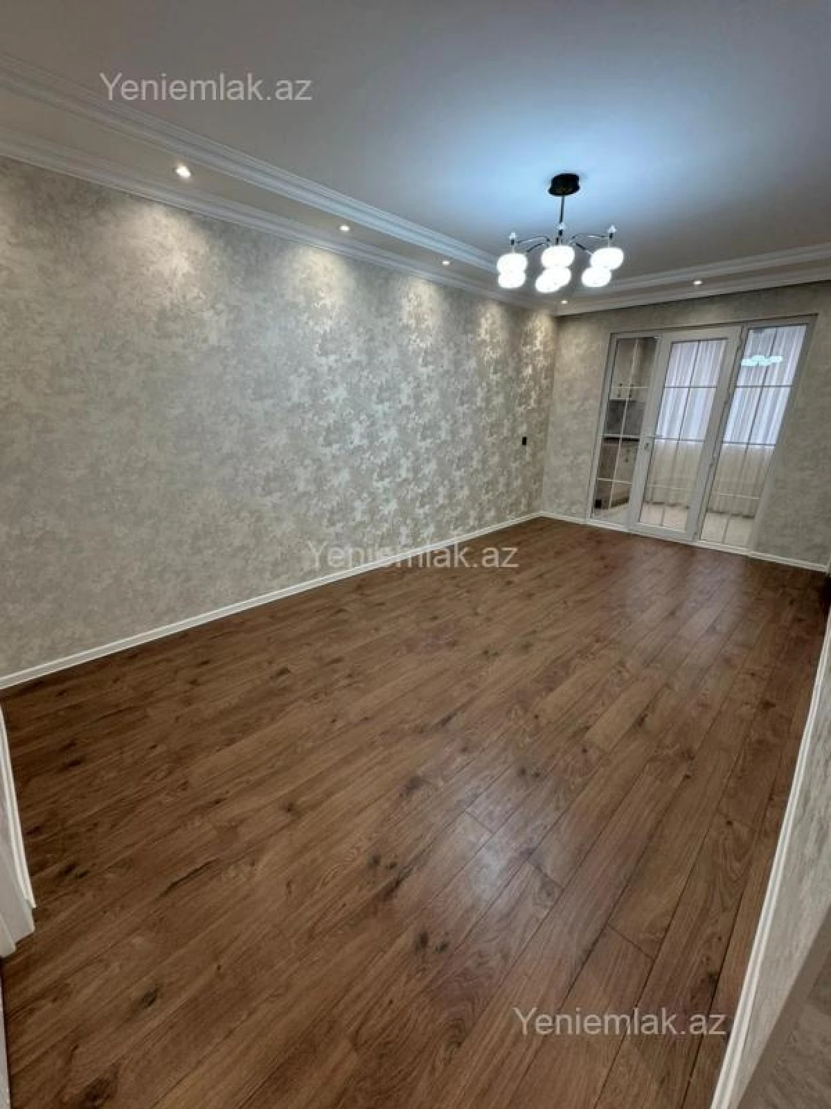 Satılır 3 otaqlı köhnə tikili 60 m²