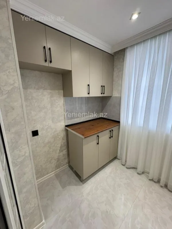 Satılır 3 otaqlı köhnə tikili 60 m²
