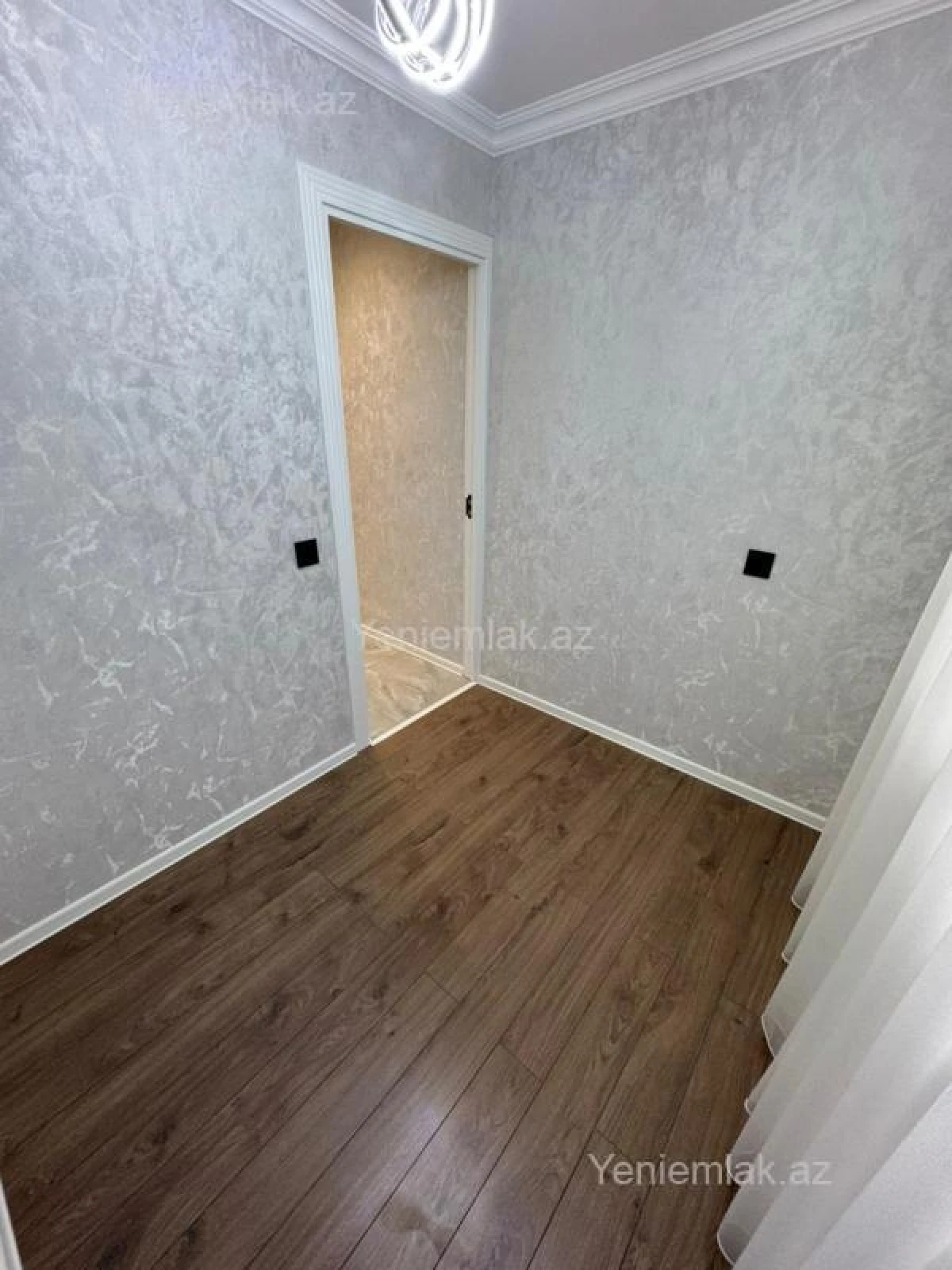 Satılır 3 otaqlı köhnə tikili 60 m²