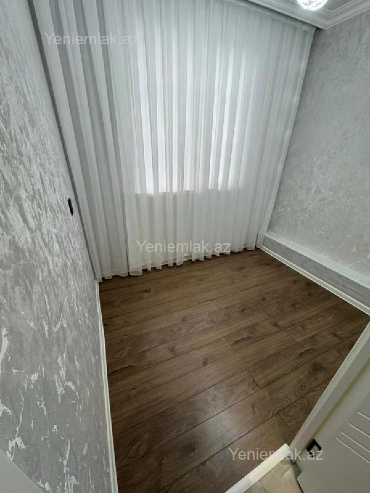 Satılır 3 otaqlı köhnə tikili 60 m²