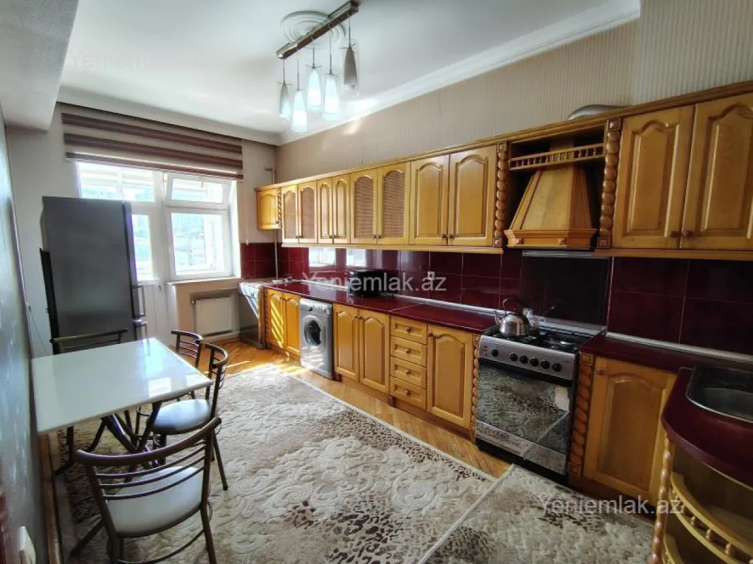 Satılır 3 otaqlı yeni tikili 124 m²