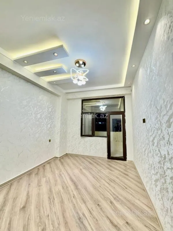Satılır 2 otaqlı yeni tikili 60 m²