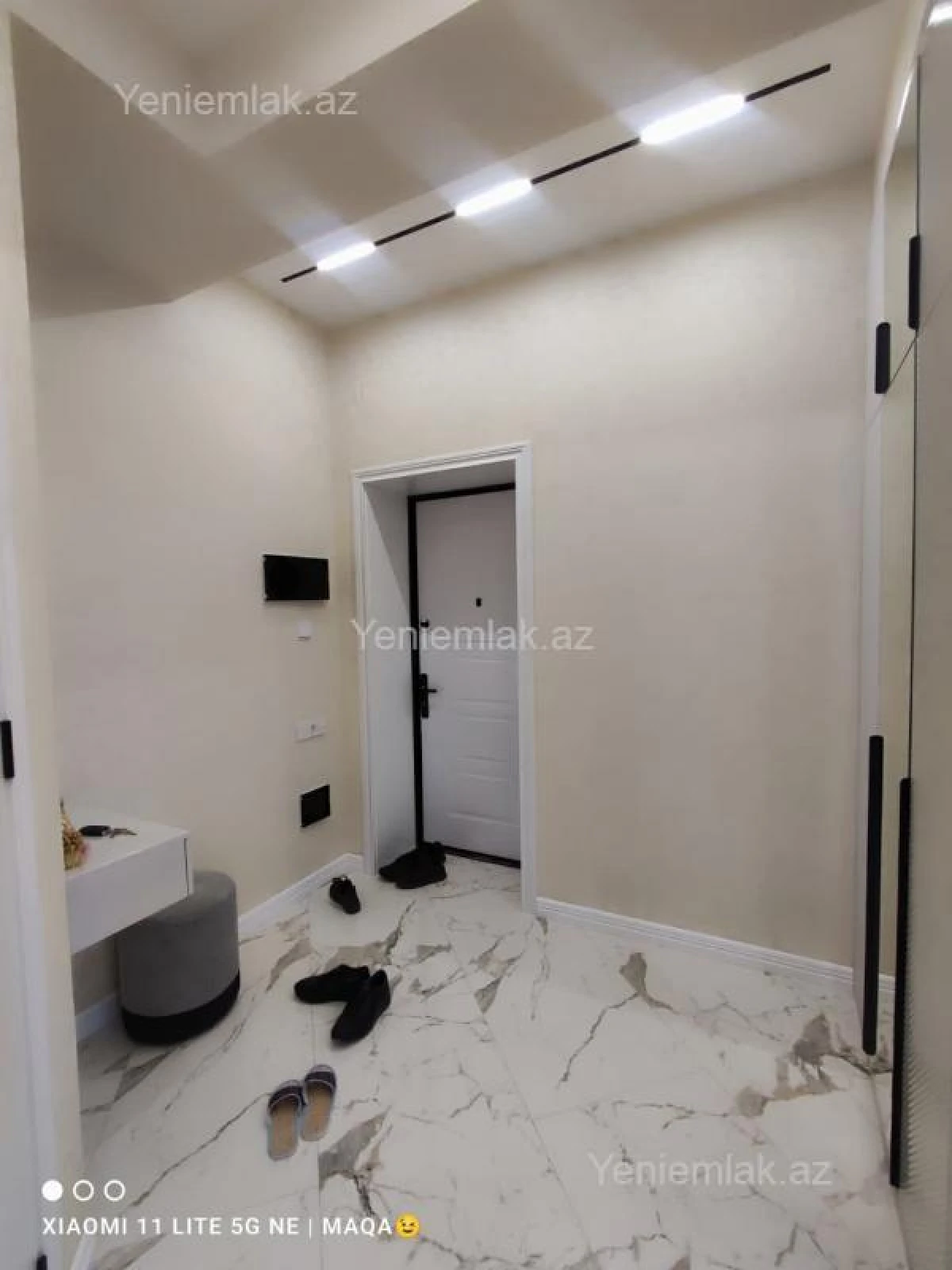 Satılır 3 otaqlı yeni tikili 100 m²