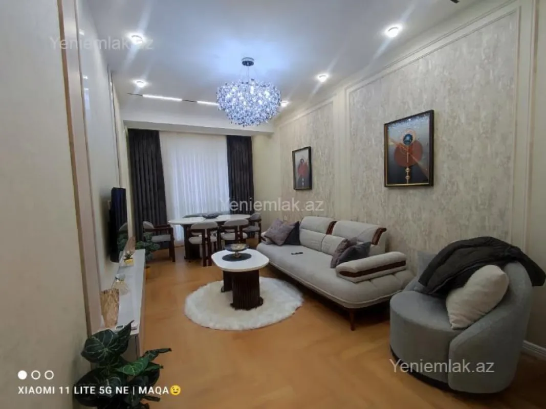 Satılır 3 otaqlı yeni tikili 100 m²