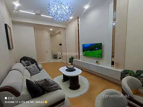 Satılır 3 otaqlı yeni tikili 100 m²