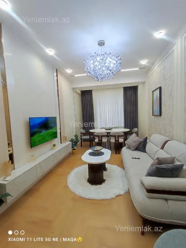 Satılır 3 otaqlı yeni tikili 100 m²