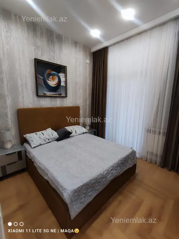 Satılır 3 otaqlı yeni tikili 100 m²