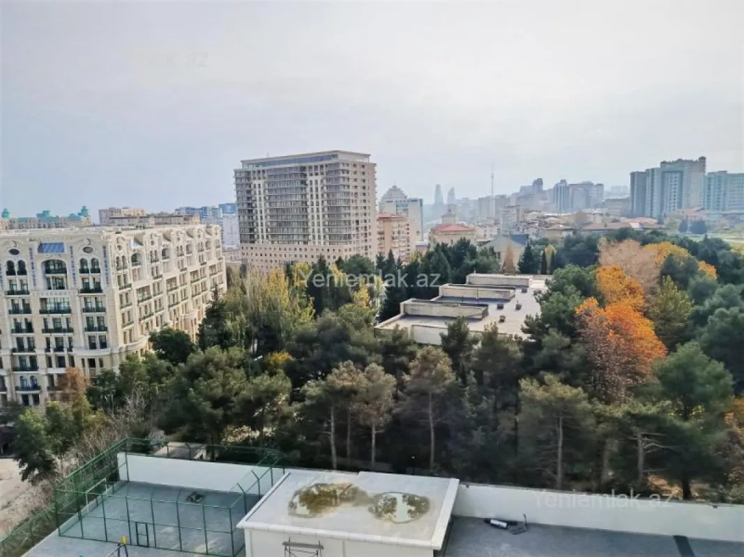 Satılır 3 otaqlı yeni tikili 120 m²