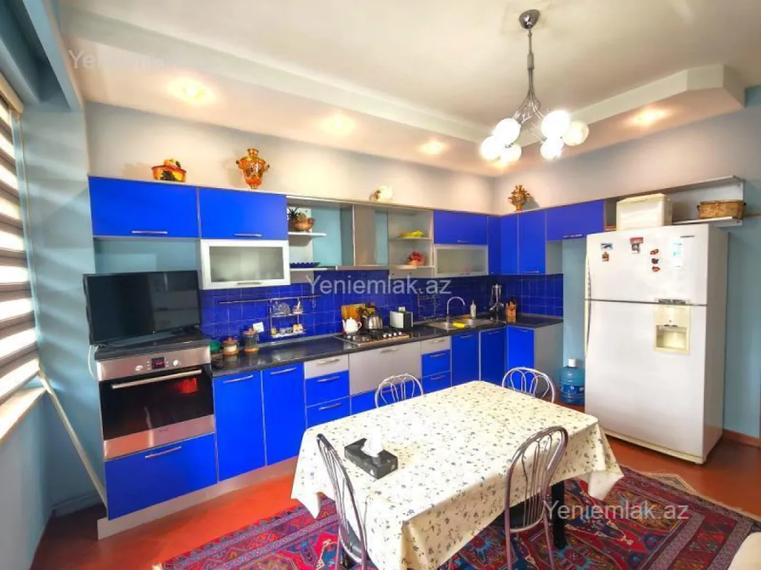 Satılır 4 otaqlı yeni tikili 223 m²