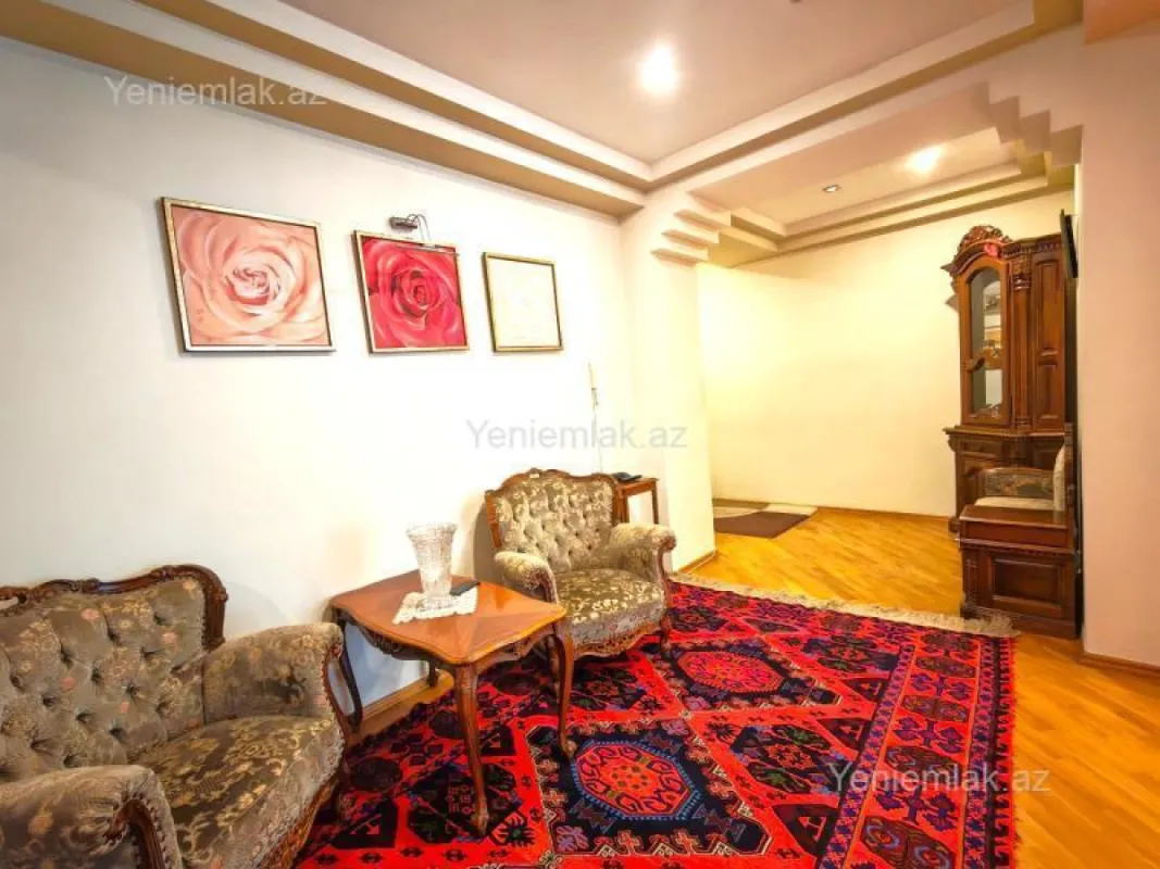 Satılır 4 otaqlı yeni tikili 223 m²