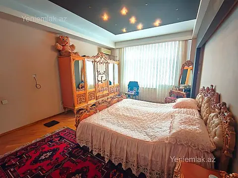 Satılır 4 otaqlı yeni tikili 223 m²