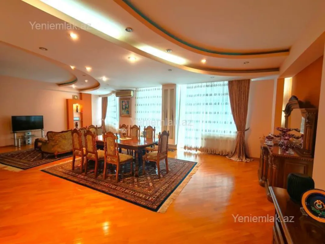 Satılır 4 otaqlı yeni tikili 223 m²