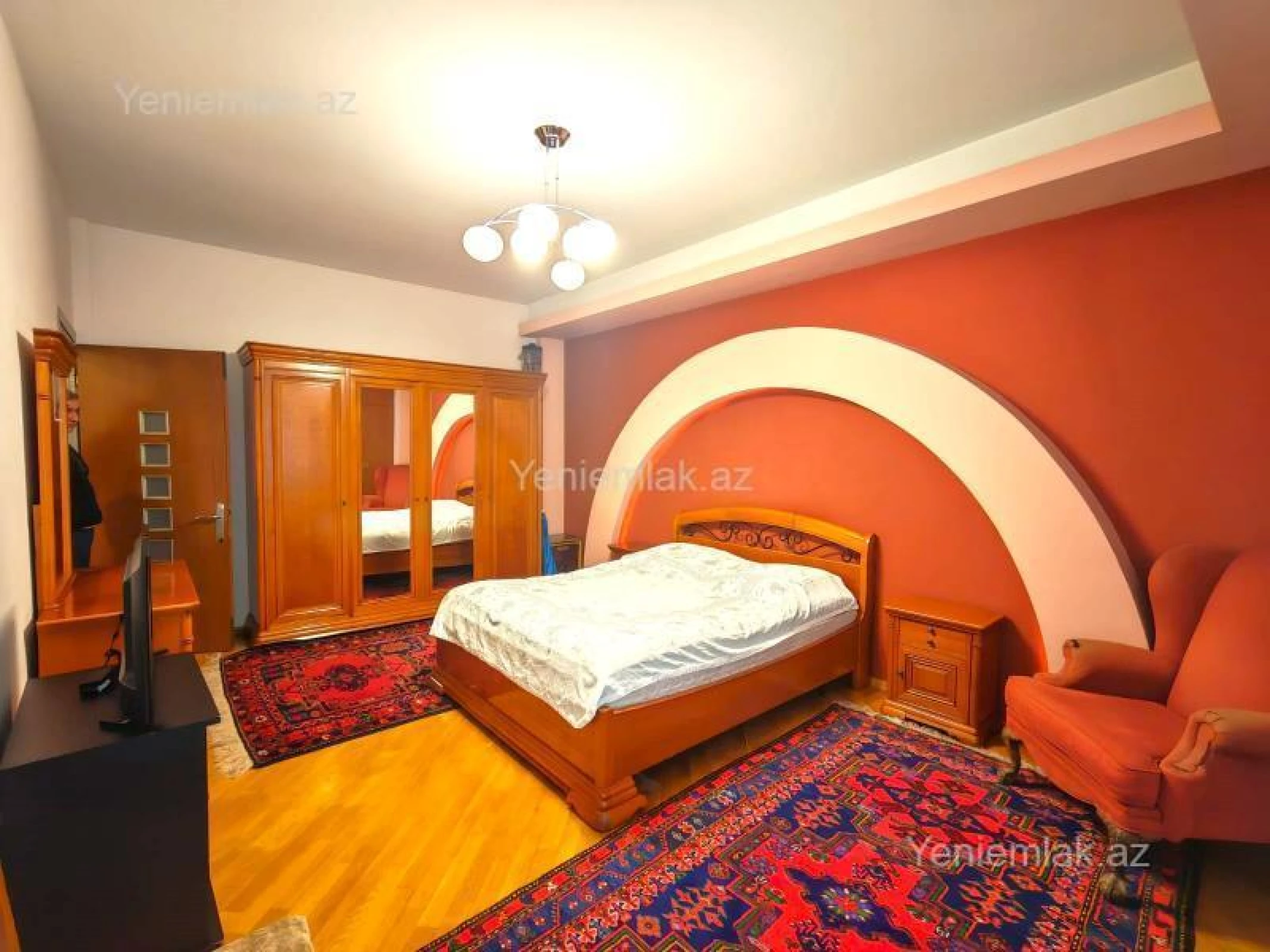 Satılır 4 otaqlı yeni tikili 223 m²