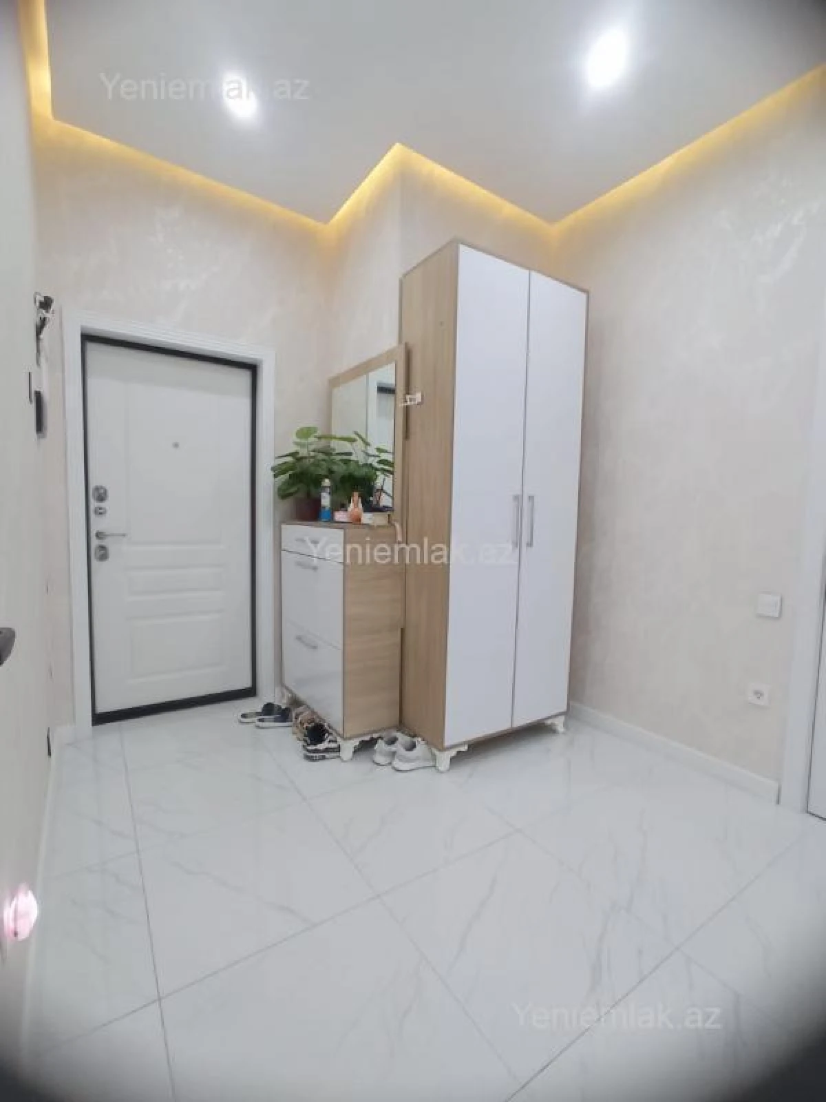 Satılır 4 otaqlı yeni tikili 108 m²