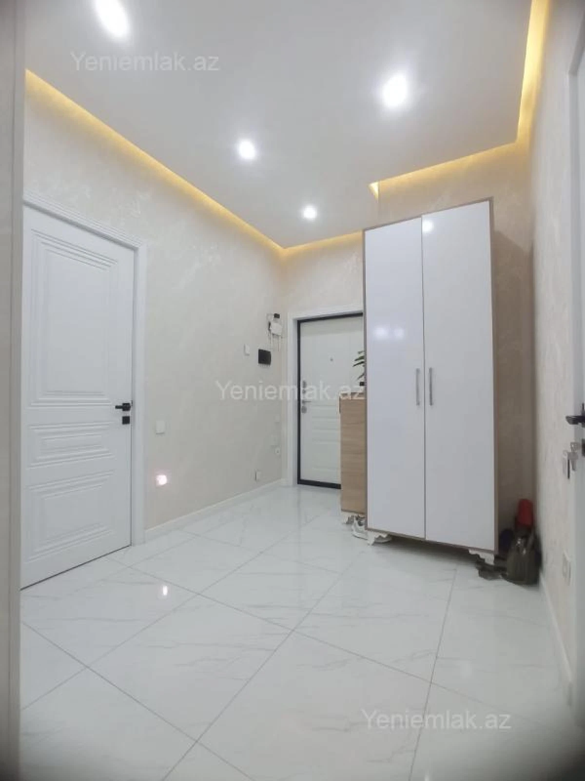 Satılır 4 otaqlı yeni tikili 108 m²