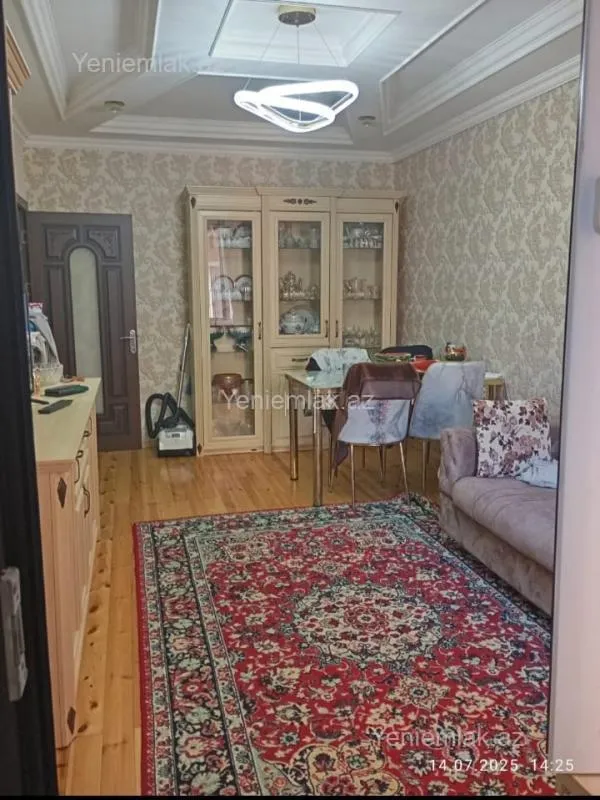 Satılır 2 otaqlı köhnə tikili 45 m²