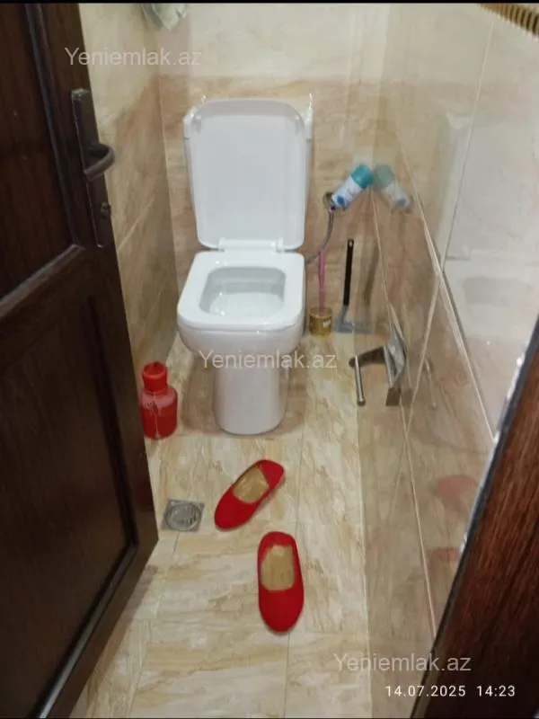 Satılır 2 otaqlı köhnə tikili 45 m²