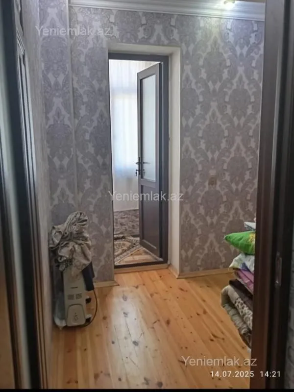 Satılır 2 otaqlı köhnə tikili 45 m²