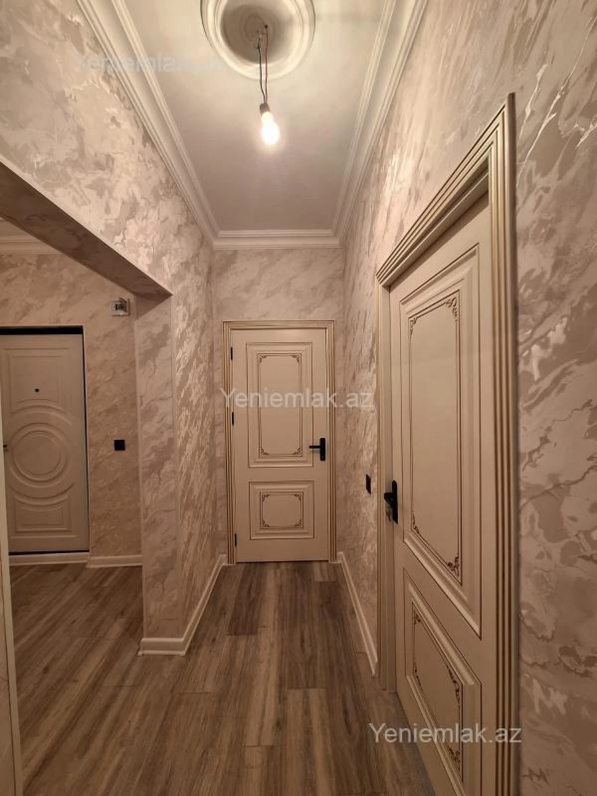Satılır 3 otaqlı köhnə tikili 75 m²