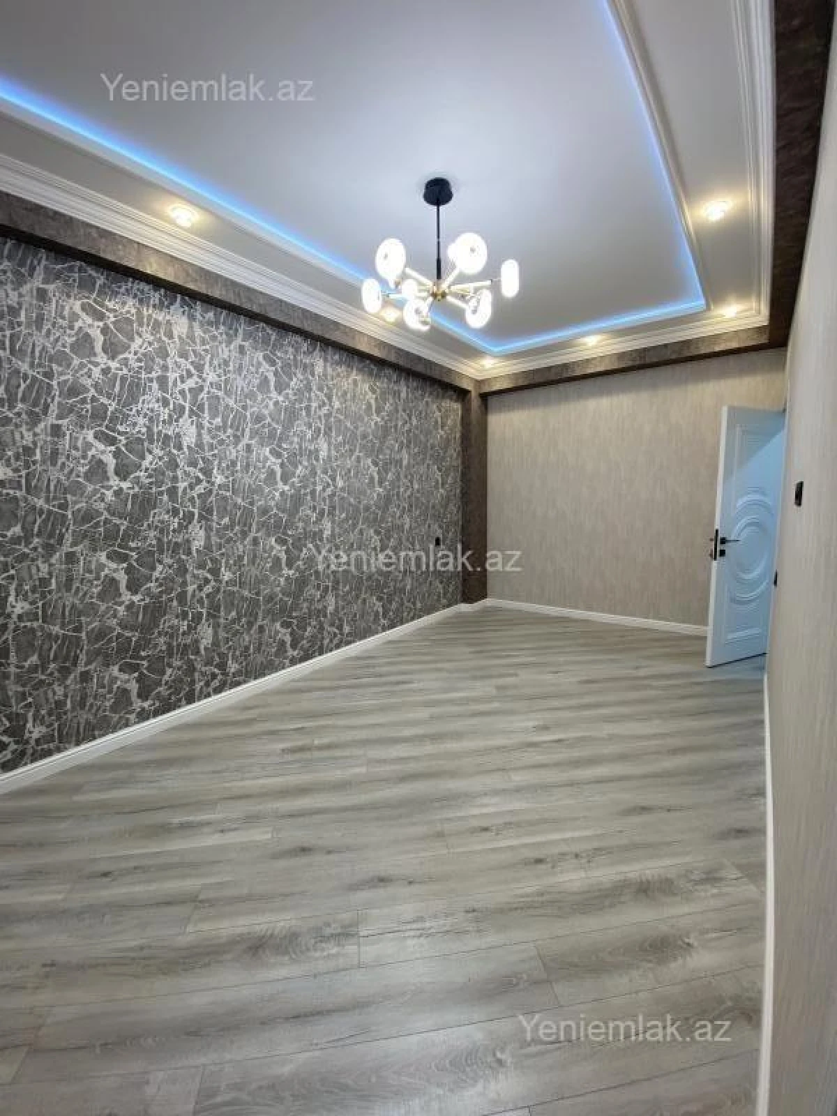 Satılır 3 otaqlı yeni tikili 78 m²
