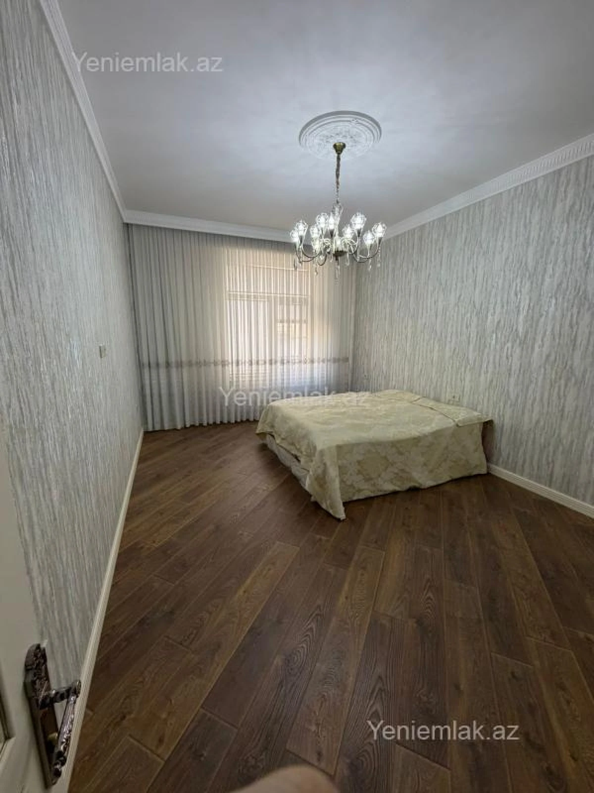 Satılır 4 otaqlı yeni tikili 165 m²