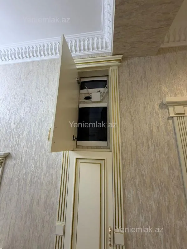 Satılır 4 otaqlı yeni tikili 165 m²