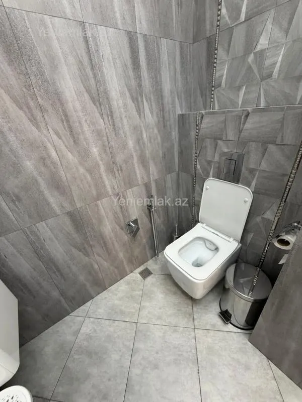 Satılır 4 otaqlı yeni tikili 165 m²