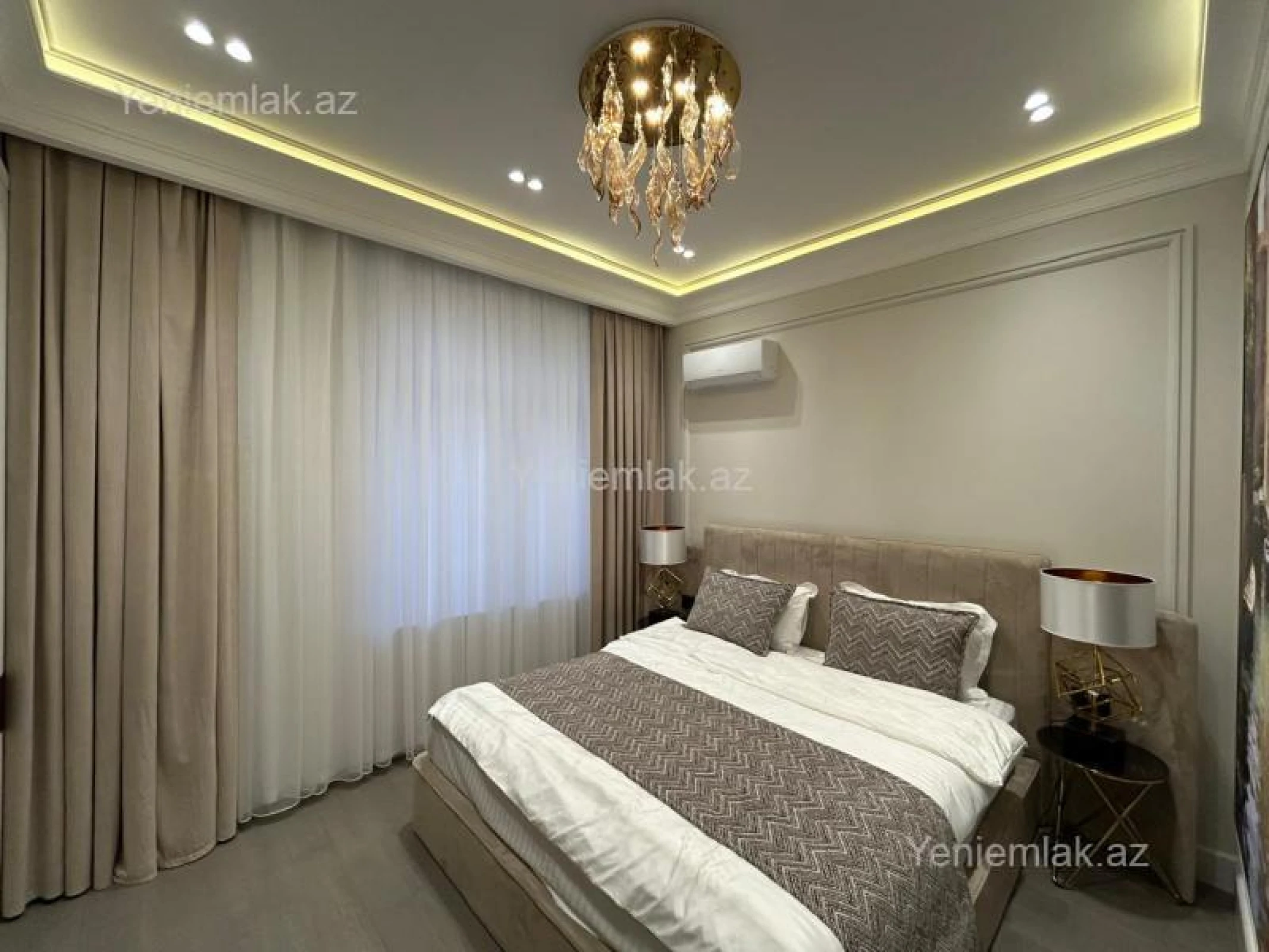 Satılır 4 otaqlı yeni tikili 140 m²