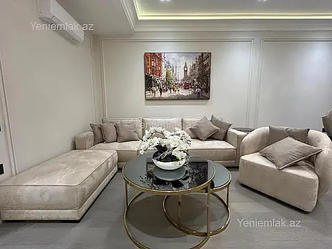 Satılır 4 otaqlı yeni tikili 140 m²