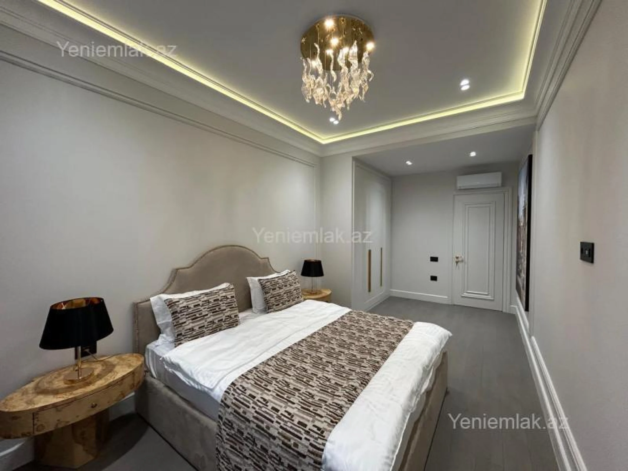 Satılır 4 otaqlı yeni tikili 140 m²
