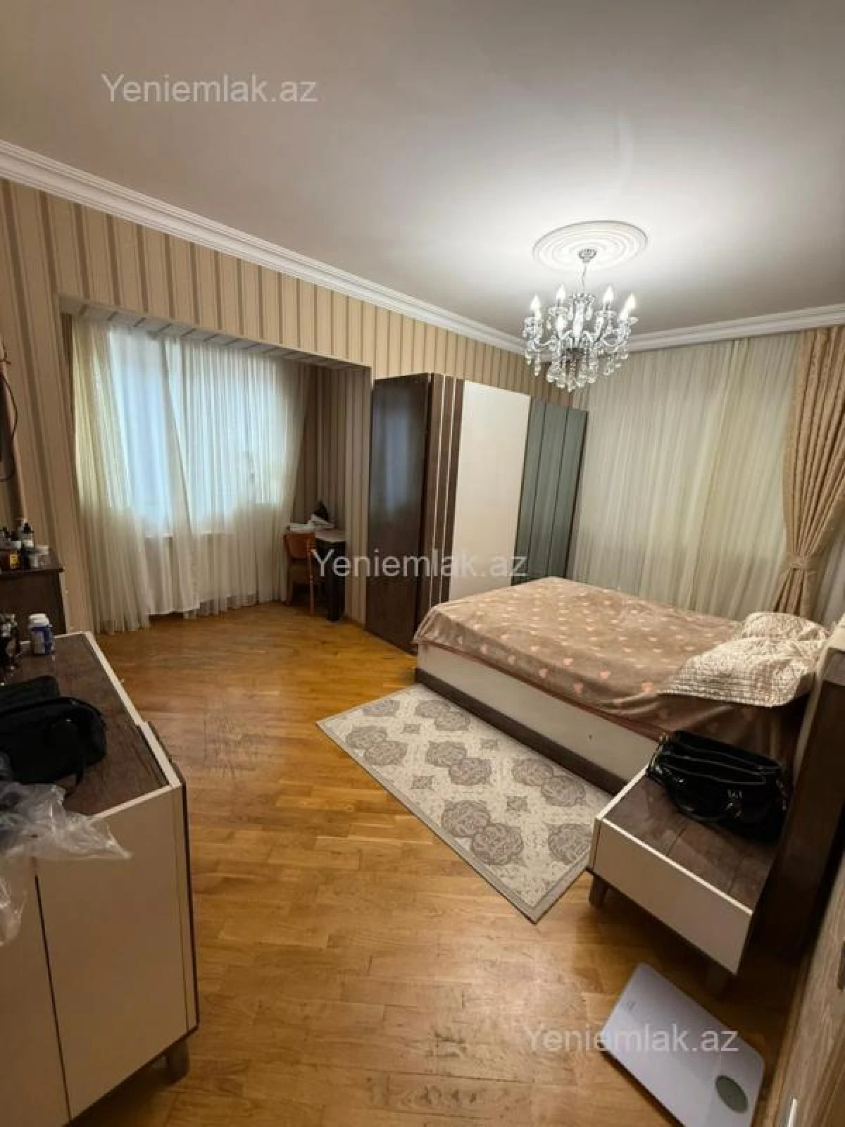 Satılır 3 otaqlı köhnə tikili 90 m²