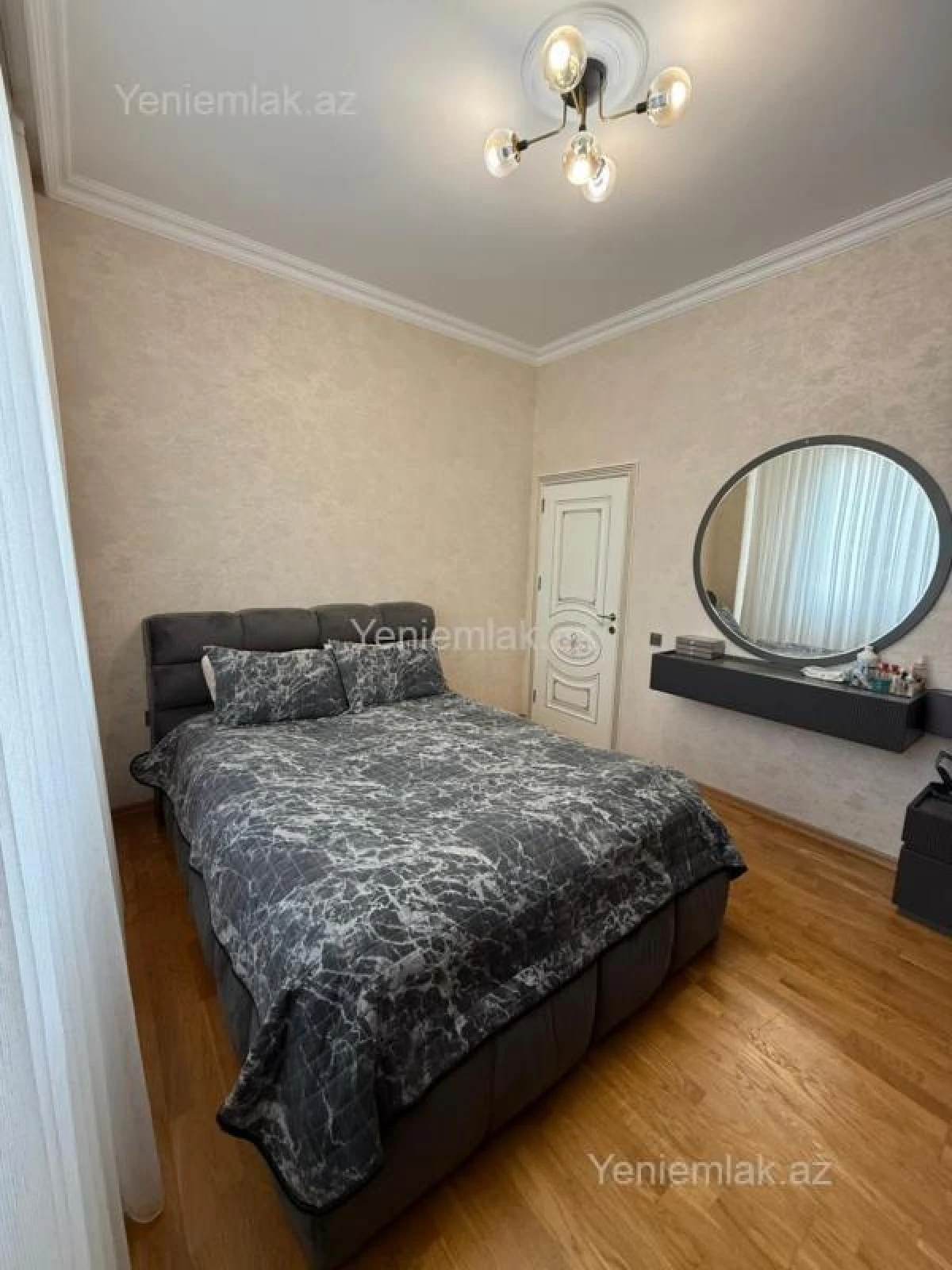 Satılır 3 otaqlı yeni tikili 83 m²