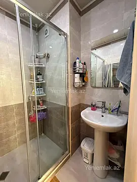 Satılır 3 otaqlı yeni tikili 83 m²