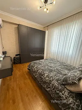 Satılır 3 otaqlı yeni tikili 83 m²