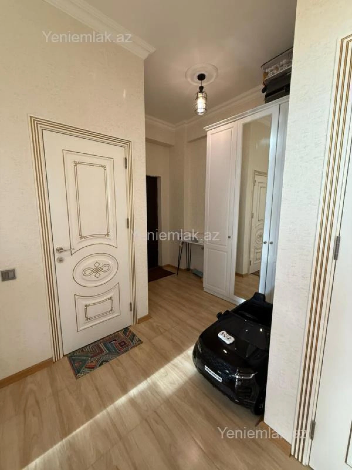 Satılır 3 otaqlı yeni tikili 83 m²