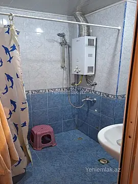 Satılır 2 otaqlı köhnə tikili 55 m²