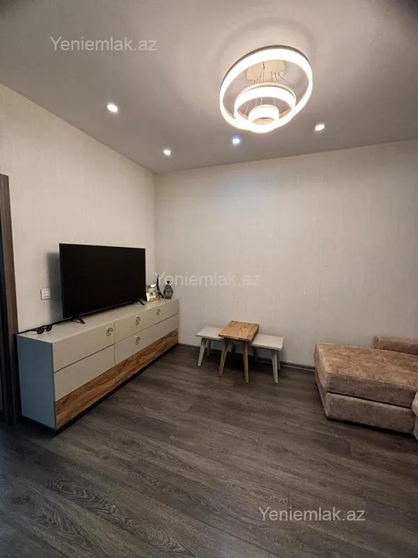 Satılır 2 otaqlı yeni tikili 53 m²