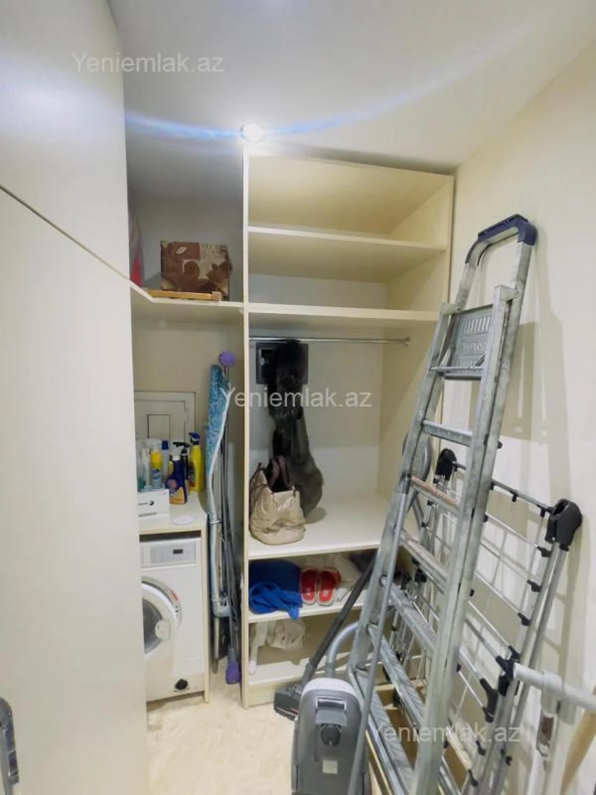 Satılır 3 otaqlı yeni tikili 115 m²