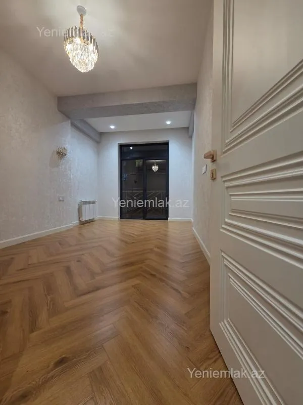 Satılır 2 otaqlı yeni tikili 75 m²