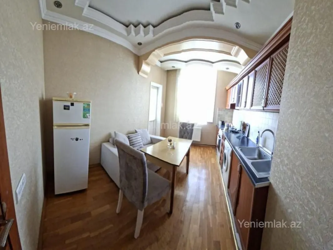 Satılır 2 otaqlı yeni tikili 88 m²