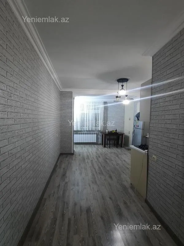 Satılır 2 otaqlı köhnə tikili 55 m²