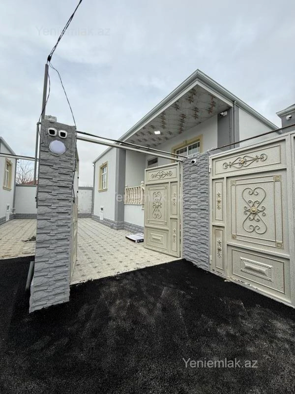 Satılır 3 otaqlı həyət evi 100 m²