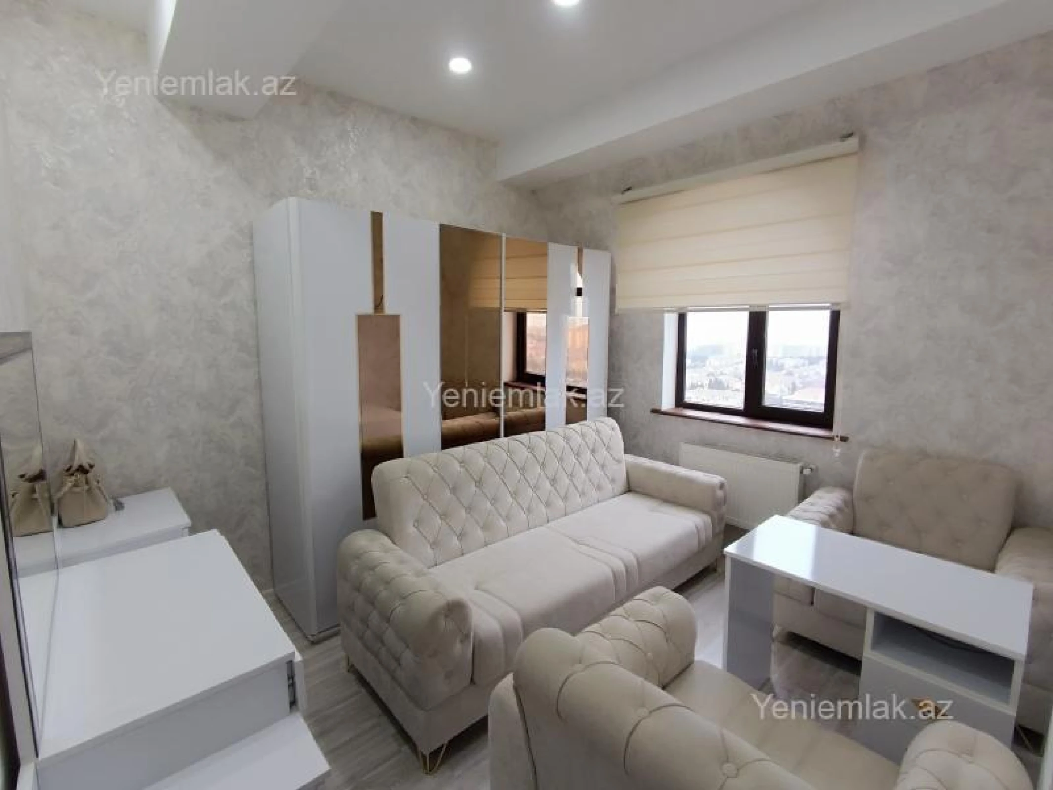 Satılır 3 otaqlı yeni tikili 60 m²