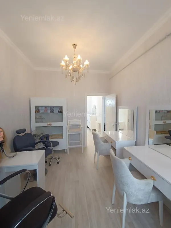 Satılır 3 otaqlı yeni tikili 60 m²