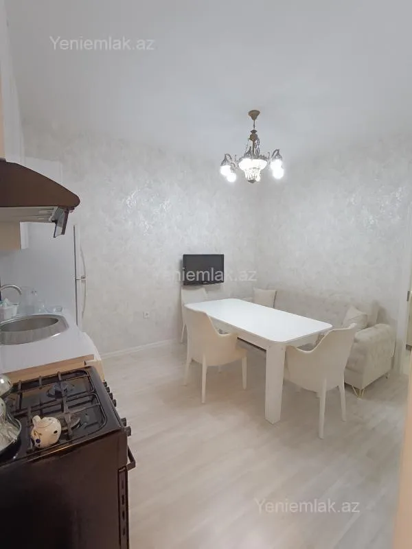 Satılır 3 otaqlı yeni tikili 60 m²