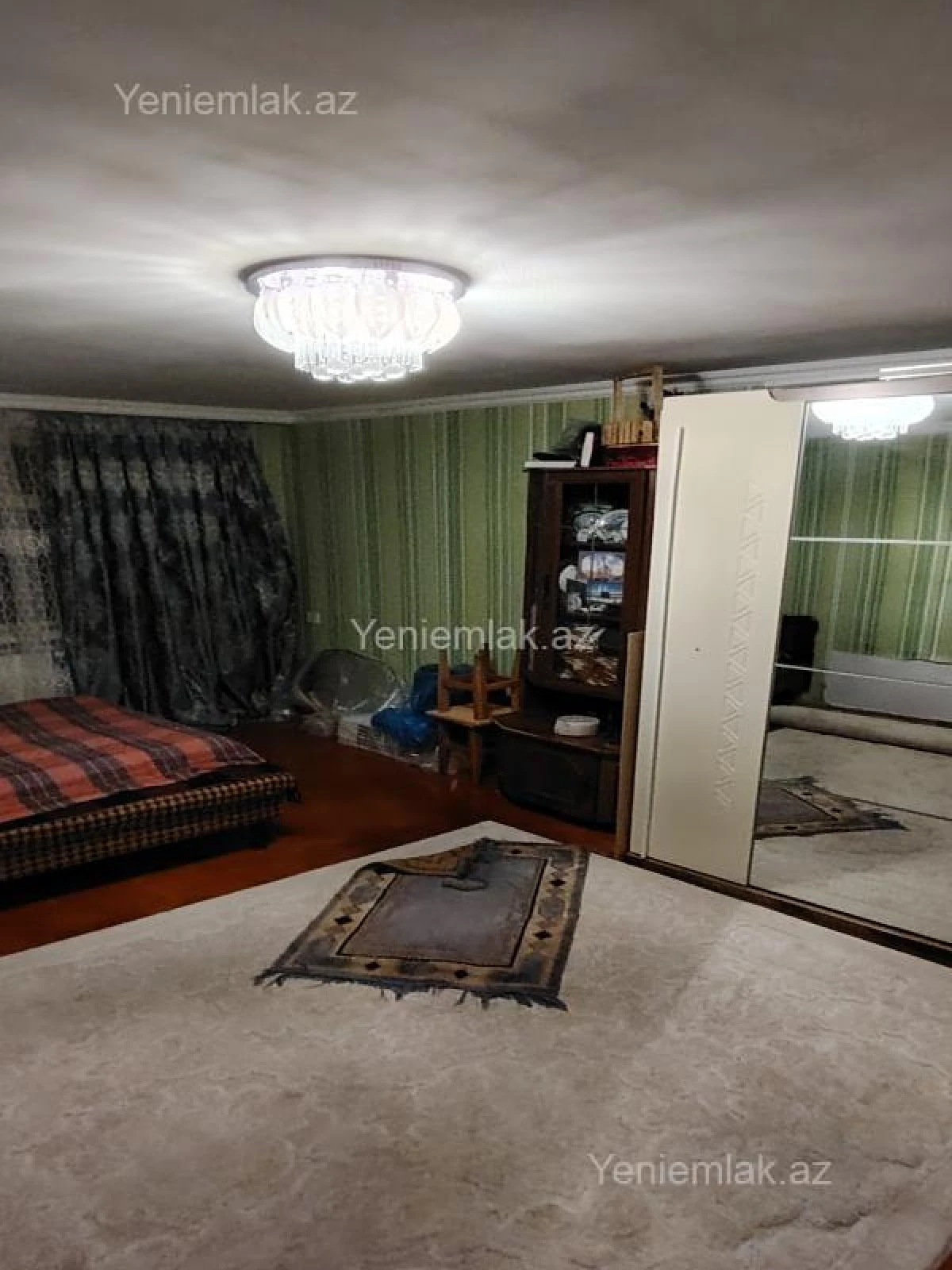 Satılır 3 otaqlı köhnə tikili 80 m²