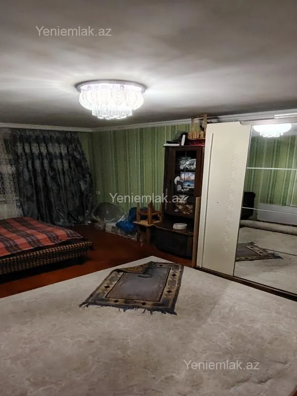 Satılır 3 otaqlı köhnə tikili 80 m²