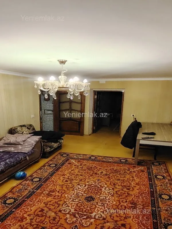 Satılır 3 otaqlı köhnə tikili 80 m²